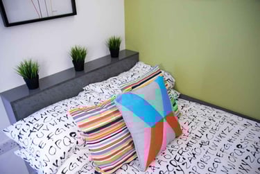 Accessible Room (Larger Room) at Damside, 11 Damside Street, City Centre, Lancaster, LA11AW - Image 1