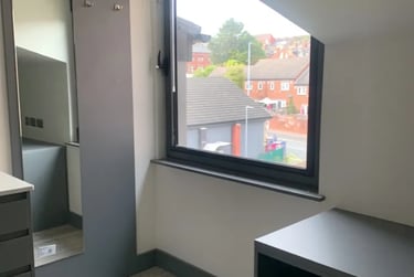 Studio Luxe - Image 3