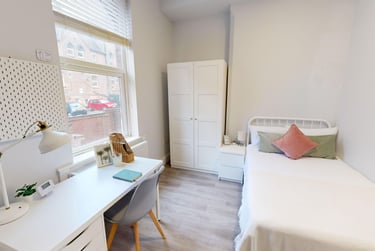 2 bed flat, Burns Street, Arboretum, Nottingham, NG74DS - Image 3