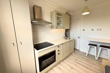 1 bed studio, Baker Street, Marylebone, London, NW16BU - Image 5