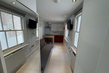 1 bed studio, Baker Street, Marylebone, London, NW16BU - Image 12