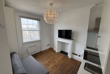 1 bed studio, Baker Street, Marylebone, London, NW16BU - Image 7