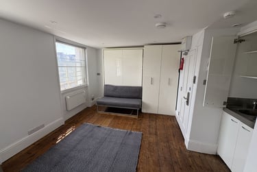 1 bed studio, Baker Street, Marylebone, London, NW16BU - Image 4
