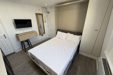 1 bed studio, Baker Street, Marylebone, London, NW16BU - Image 6