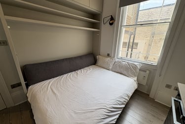 1 bed studio, Baker Street, Marylebone, London, NW16BU - Image 3