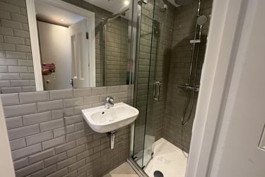 1 bed studio, Baker Street, Marylebone, London, NW16BU - Image 4