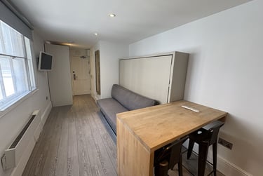 1 bed studio, Baker Street, Marylebone, London, NW16BU - Image 6