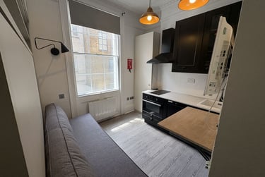 1 bed studio, Baker Street, Marylebone, London, NW16BU - Image 5