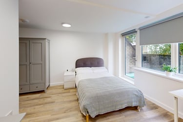 5 bed flat, New Street, City Centre, Falmouth, TR113LQ - Image 4