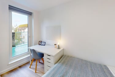 5 bed flat, New Street, City Centre, Falmouth, TR113LQ - Image 9