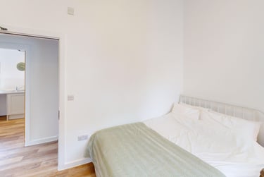 6 bed flat, Bar Road, City Centre, Falmouth, TR114NN - Image 12