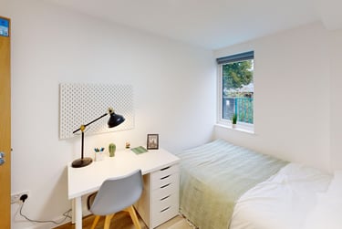 4 bed flat, New Street, City Centre, Falmouth, TR113LQ - Image 5