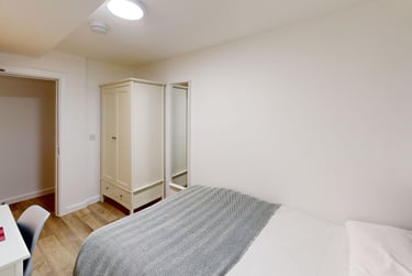 4 bed flat, New Street, City Centre, Falmouth, TR113LQ - Image 6