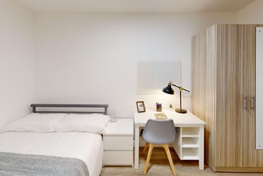 4 bed flat, New Street, City Centre, Falmouth, TR113LQ - Image 4