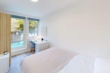 4 bed flat, New Street, City Centre, Falmouth, TR113LQ - Image 6