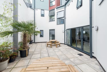 1 bed flat, Verney Street (PP), St Sidwells, Exeter, EX12FP - Image 2