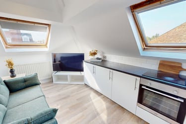 2 bed flat, Osborne Road, Jesmond, Newcastle, NE22AH - Image 1