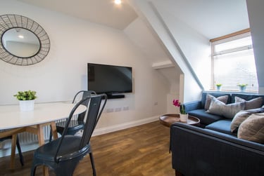 3 bed house, Camden Street, City Centre, Plymouth, PL48NW - Image 1