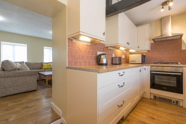 4 bed house, City Bank Road, City Centre, Cirencester, GL71LG - Image 9