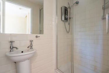 4 bed house, City Bank Road, City Centre, Cirencester, GL71LG - Image 11