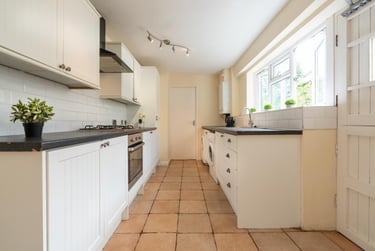 5 bed house, Purley Road, Leckhampton, Cirencester, GL71EP - Image 8
