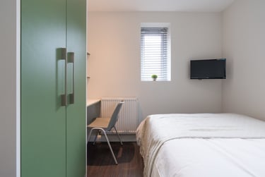 4 bed house, Queen Anne Street, Shelton, Stoke, ST42EQ - Image 14