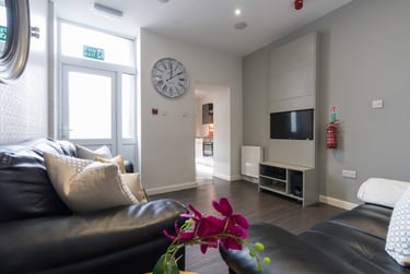 6 bed house, Ashford Street, Shelton, Stoke, ST42EH - Image 1