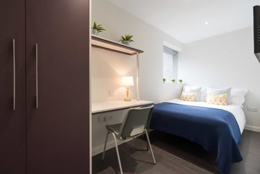 4 bed house, Queen Anne Street, Shelton, Stoke, ST42EQ - Image 13