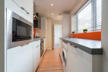 5 bed house, Seaford Street, Shelton, Stoke, ST42EU - Image 2