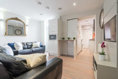 4 bed house, Cauldon Road, Shelton, Stoke, ST42BS - Image 6