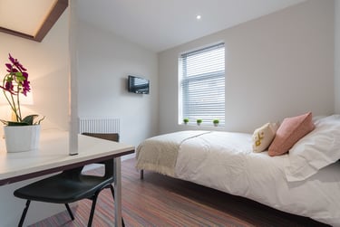 5 bed house, Seaford Street, Shelton, Stoke, ST42EU - Image 3