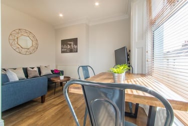 3 bed house, Camden Street, City Centre, Plymouth, PL48NW - Image 10