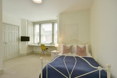 7 bed house, Monks Road, Mount Pleasant, Exeter, EX47BE - Image 5