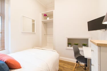 3 bed house, Camden Street, City Centre, Plymouth, PL48NW - Image 11