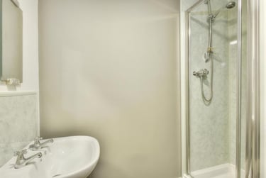 7 bed house, Monks Road, Mount Pleasant, Exeter, EX47BE - Image 3