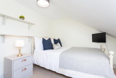 7 bed house, Malefant Street, Cathays, Cardiff, CF244QH - Image 2