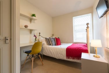 7 bed house, Mackintosh Place, Plasnewydd, Cardiff, CF244RJ - Image 4