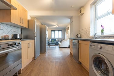 7 bed house, Mackintosh Place, Plasnewydd, Cardiff, CF244RJ - Image 12