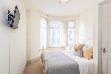 7 bed house, Malefant Street, Cathays, Cardiff, CF244QH - Image 5