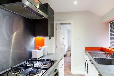 4 bed house, George Street, Silverdale, Newcastle under Lyme, ST56JN - Image 5