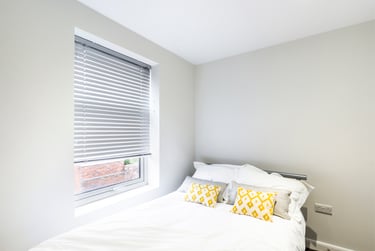 5 bed house, Victoria Street, Basford, Newcastle under Lyme, ST51NU - Image 2