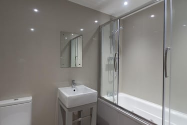 4 bed house, Carlton Road, Shelton, Stoke, ST42BG - Image 4