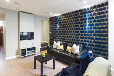 4 bed house, Carlton Road, Shelton, Stoke, ST42BG - Image 2