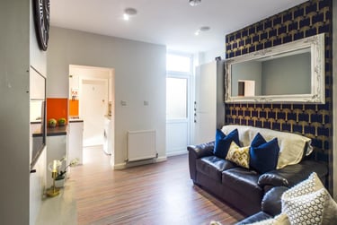 3 bed house, Thornton Road, Shelton, Stoke, ST42BD - Image 5