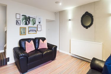 3 bed house, Cauldon Road, Shelton, Stoke, ST42EB - Image 6