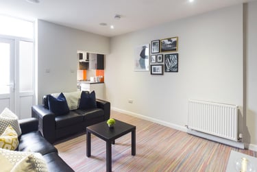 4 bed house, Carlton Road, Shelton, Stoke, ST42BG - Image 9