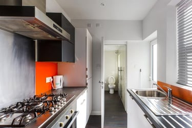 5 bed house, Beresford Street, Shelton, Stoke, ST42ES - Image 5