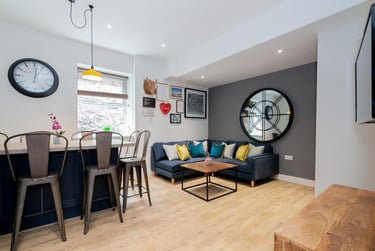 7 bed flat, Bankfield Road, Springwood, Huddersfield, HD13HR - Image 1