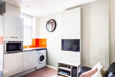 5 bed house, Ashford Street, Shelton, Stoke, ST42EN - Image 5