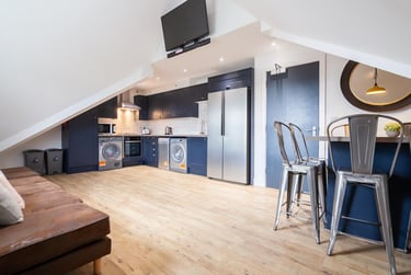 6 bed flat, Bankfield Road, Springwood, Huddersfield, HD13HR - Image 1